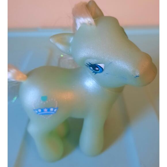 G3 My Little Pony Crystal Crown KB Toys Exclusive TLC Hasbro MLP Rare HTF - Picture 1 of 7